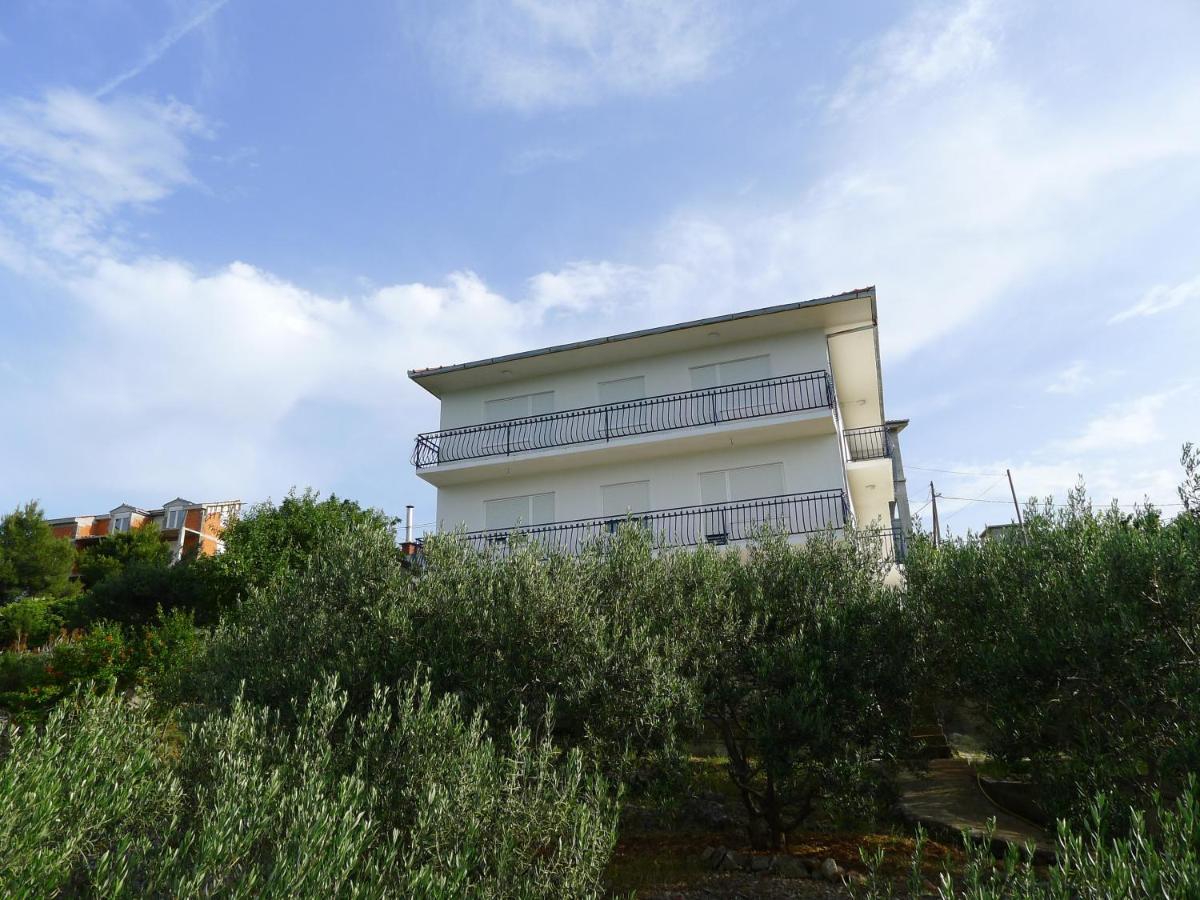 Apartments By The Sea Slatine, Ciovo - 15504 Kültér fotó