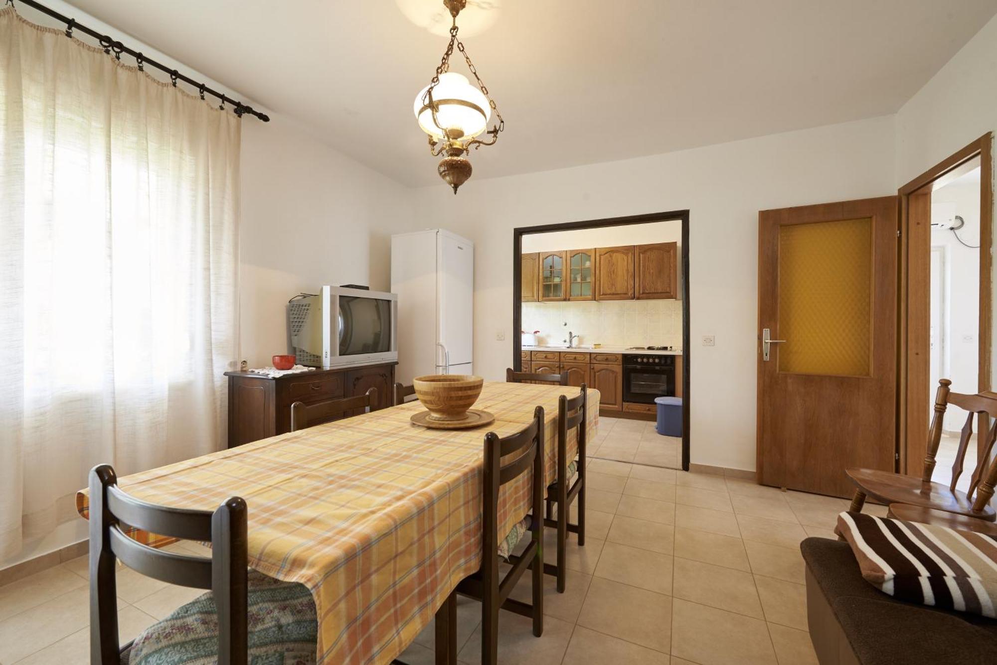 Apartments By The Sea Slatine, Ciovo - 15504 Szoba fotó